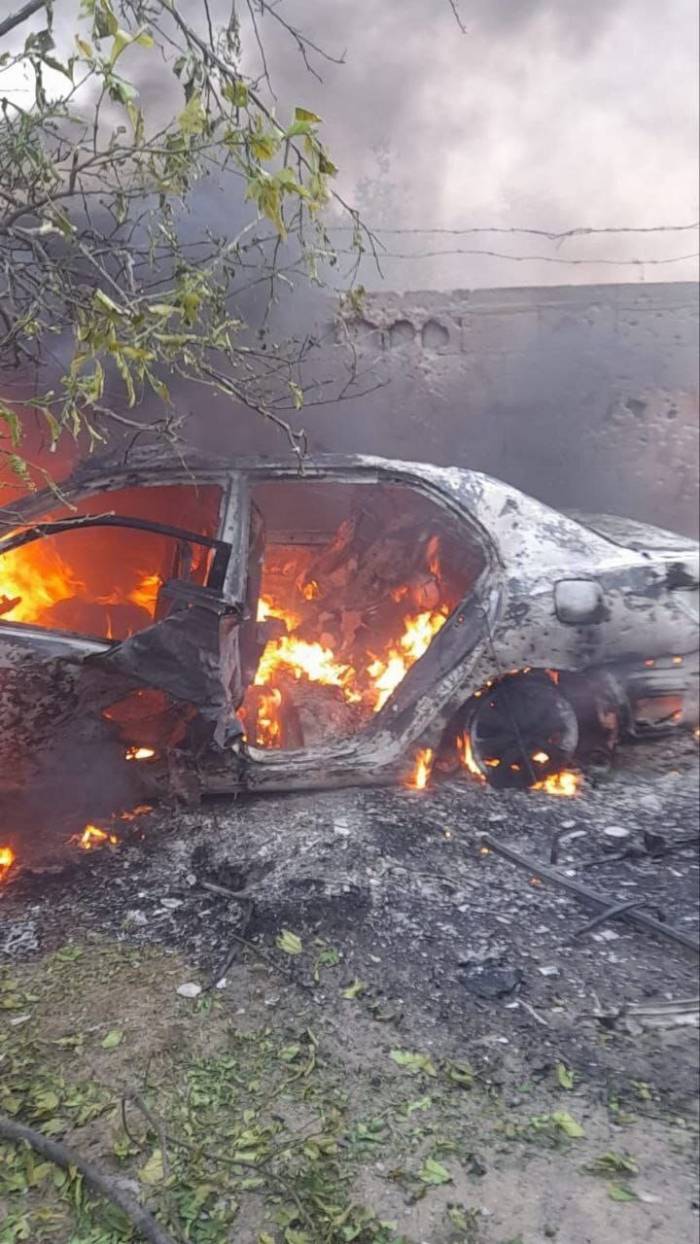 İsrail, Gazze’de Bir Aracı Hedef Aldı: 2 Ölü, 3 Yaralı