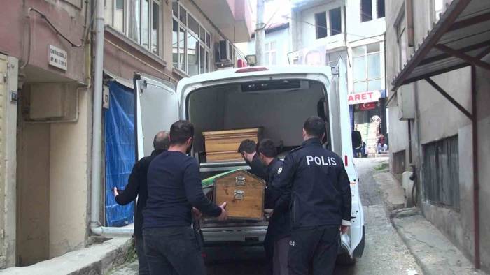 5 Aylık Bebek Evinde Ölü Bulundu: Anne Gözaltına Alındı
