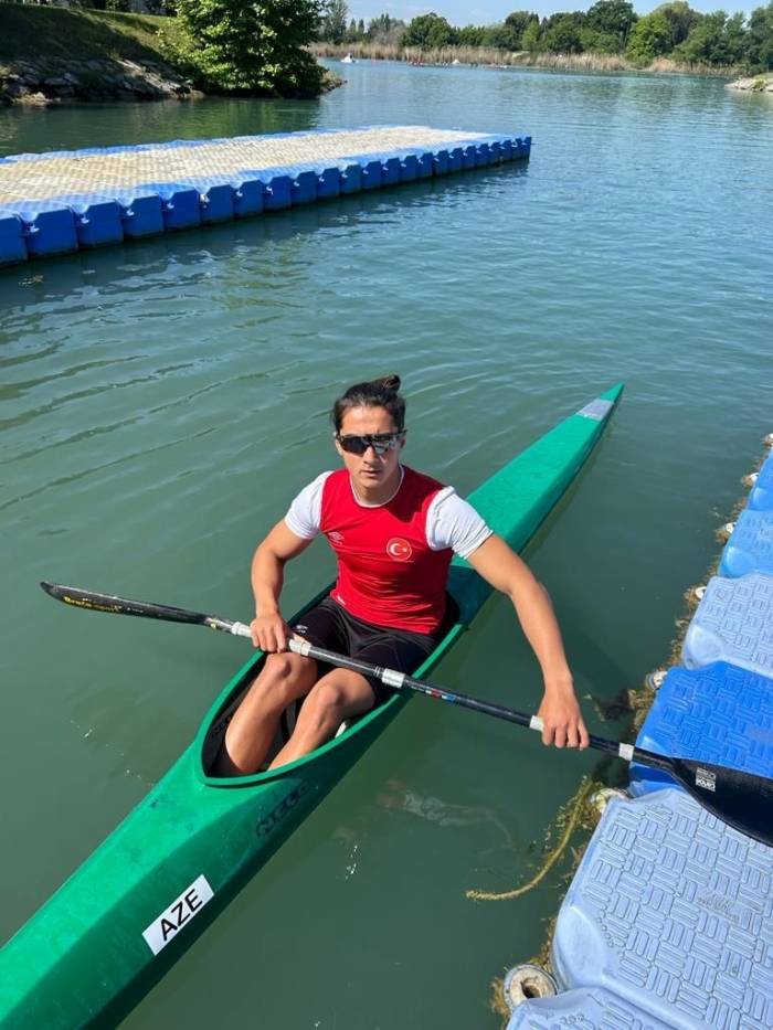 Köyceğizli Kanocu Kaan Karahan Azerbaycan’dan 3 Altınla Döndü