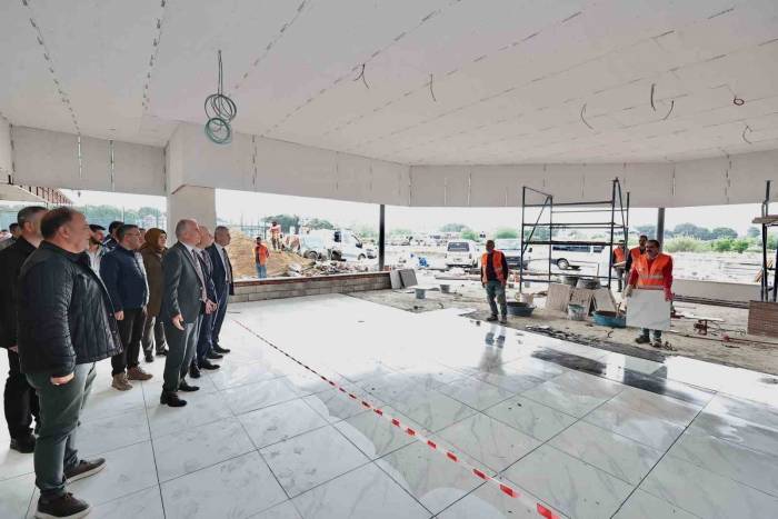 Başkan Zolan, Sarayköy’de Hemşehrileriyle Kucaklaştı