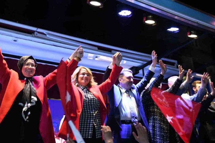 Gündoğan’da Ak Parti Coşkusu