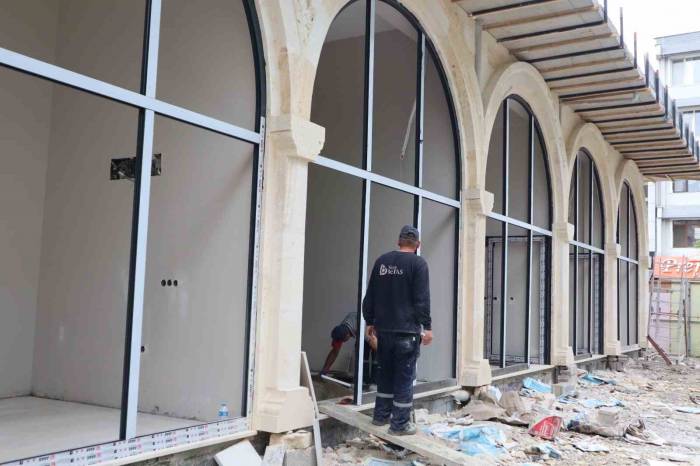 Cedidiye Meydanına Yakışır Proje