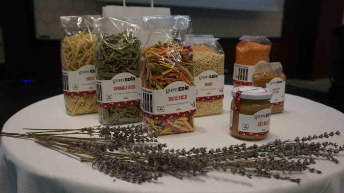 Edirne’de El Emeği Göz Nuru Ürünler Markalaşarak Satışa Sunulmaya Başlandı