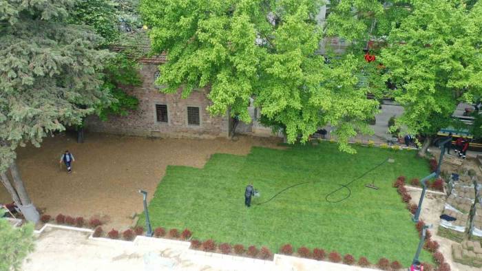 Yeni Cuma Parkı’nda Dönüşüm Başladı