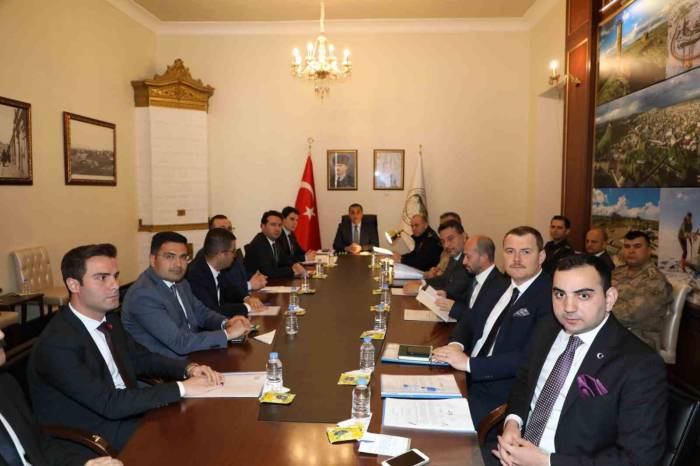 Kars’ta Seçim Tedbirleri Toplantısı Yapıldı