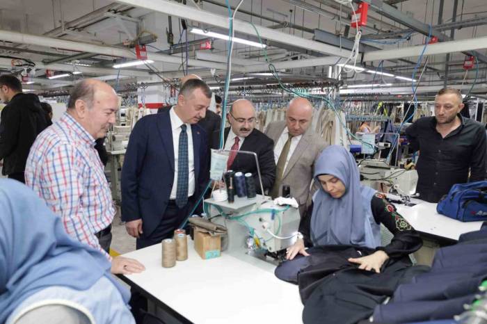 Başkan Büyükakın: "başka Bir Ligin Oyuncusu Haline Gelen Sanayicimiz Var"