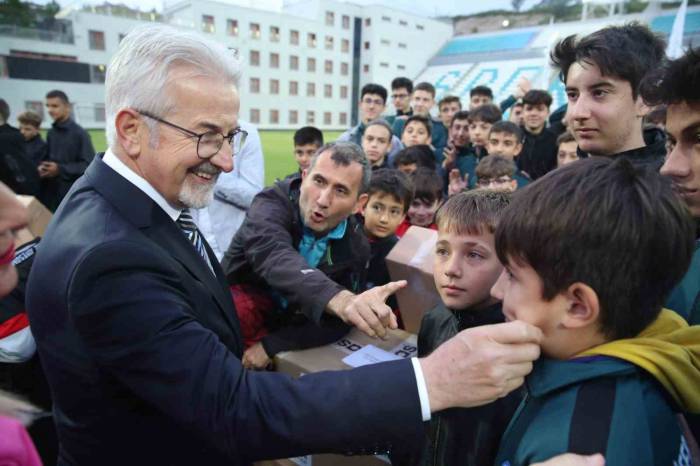 Nilüfer Belediyesi’nden Amatörlere Güç Katacak Destek