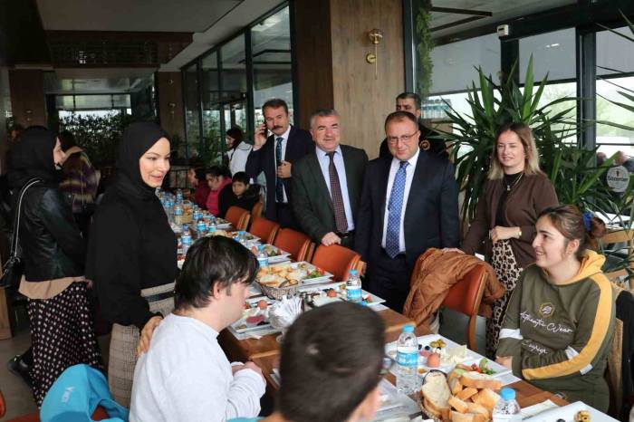 Nayman: "herkes Bir Engelli Adayıdır"