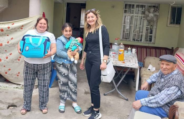 Salihli Belediyesi ‘hoş Geldin Bebek’ Ziyaretlerini Sürdürüyor