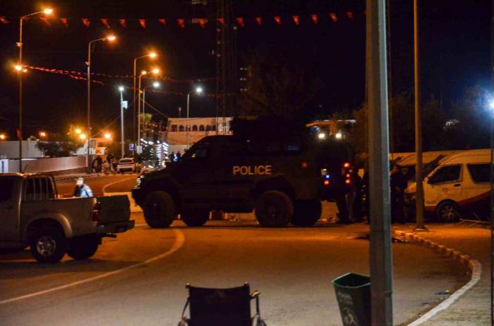 Tunus’ta Sinagog Yakınında Silahlı Saldırı: 4 Ölü