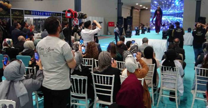 Van Evlilik Hazırlıkları Ve Mobilya Fuarı Kapılarını Ziyaretçilere Açtı