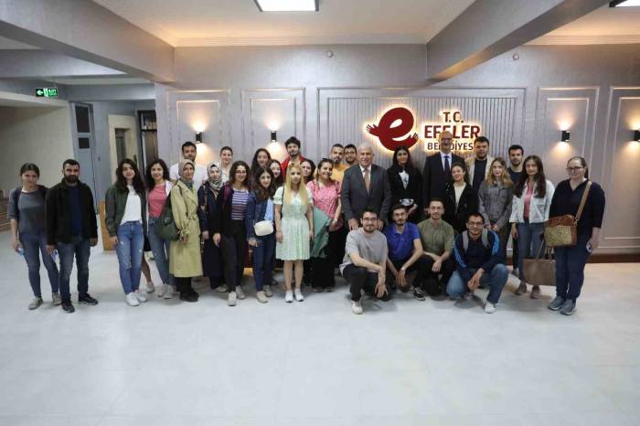 Efeler Belediyesi Adü’lü Öğrencileri Ağırladı