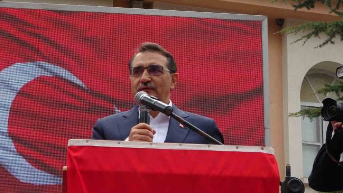 Bakan Dönmez: "trabzon’a, Rize’ye Giderler Milliyetçi Kesilirler, Diyarbakır’a Giderler Özerklik Getireceğiz Derler"
