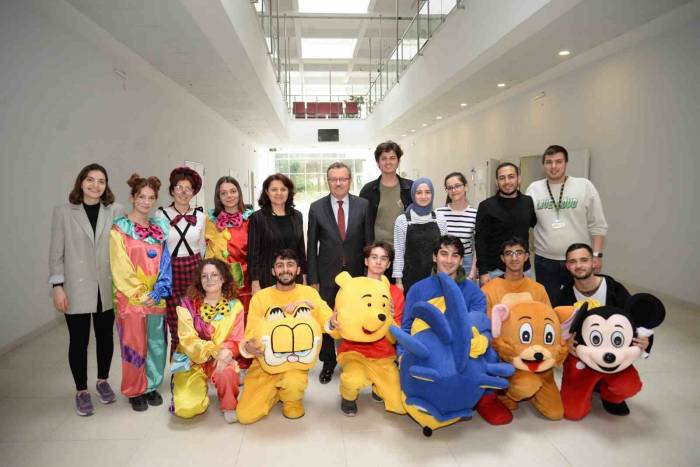 Buü’nün İlk Çocuk Şenliği’nin Konukları Depremzedeler Oldu