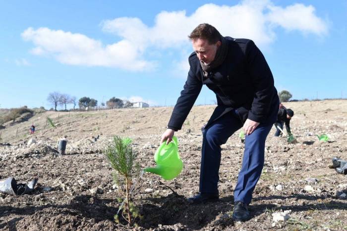 Karesi Belediyesi Çevreci Hamlelerini Sürdürüyor