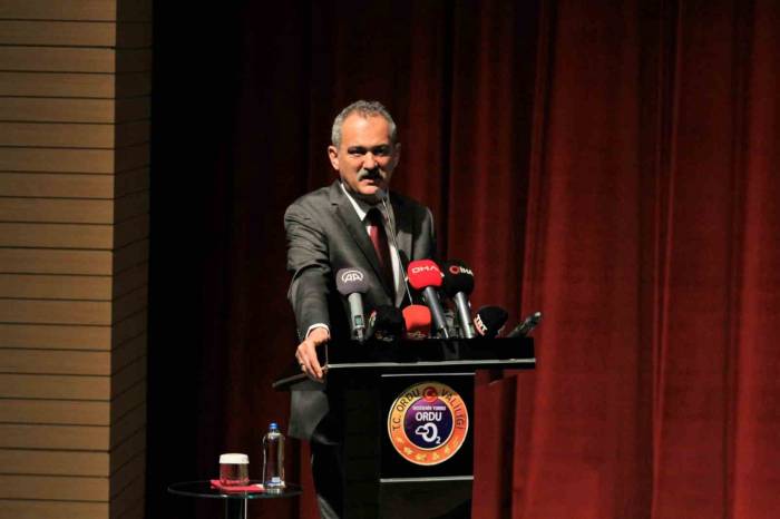 Bakan Özer: “okul Öncesi Eğitimde Ek Ücreti Kaldırıyoruz”