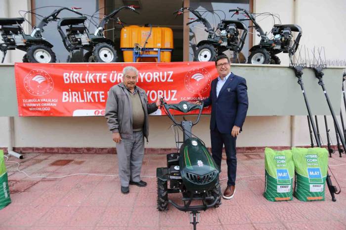 Muğla’da 2023 Yılında 334 Üreticiye Makine-ekipman Desteği