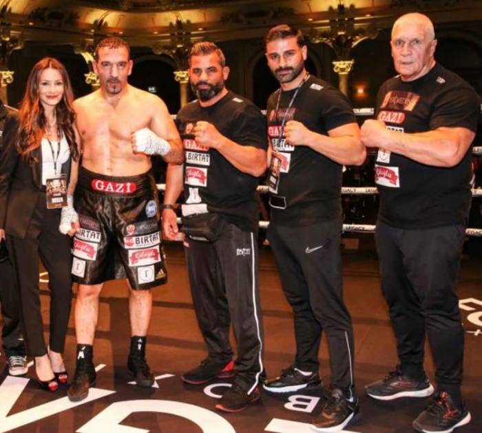 Fırat Arslan, Almanya’da Ringe Çıkacak