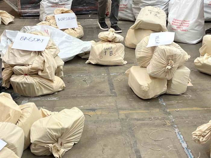 Yurt Dışından Getirilen 1 Milyon 817 Bin Oy Ankara’da Tasnif Ediliyor