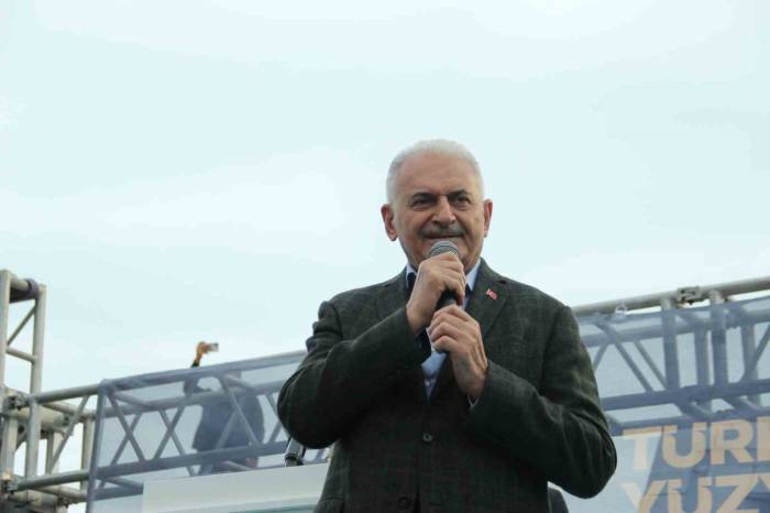 Binali Yıldırım: "izmir’in Sömürgecilerin, Pkk’lıların, Fetö’cülerin Desteğine İhtiyacı Yoktur"