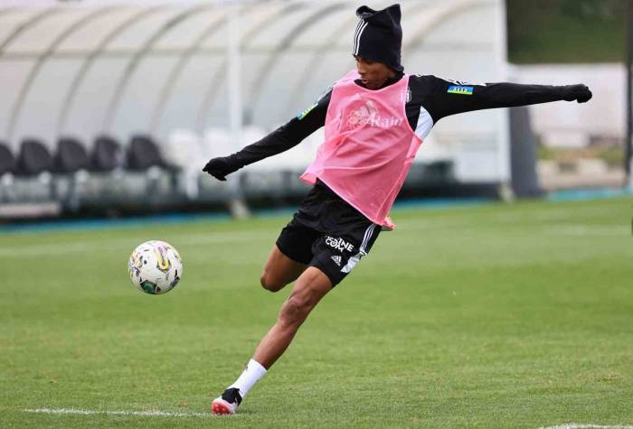 Beşiktaş, Sabah Fc Maçı Hazırlıklarını Tamamladı