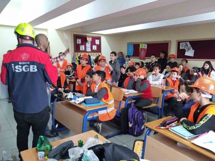 2 Bin Öğrenciye İş Güvenliği Eğitimi