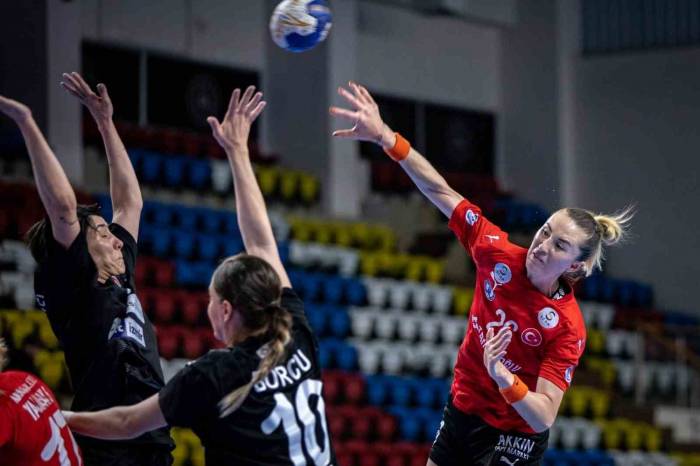 Hdı Sigorta Kadınlar Türkiye Kupası’nda Finalistler Belli Oldu