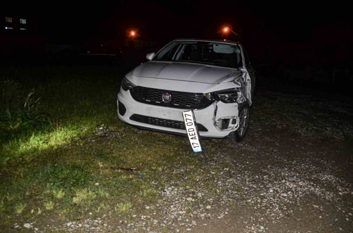 Tuvalet İhtiyacı İçin Durdu, Yolun Karşısına Geçmek İsterken Otomobil Çarptı: 1 Ölü