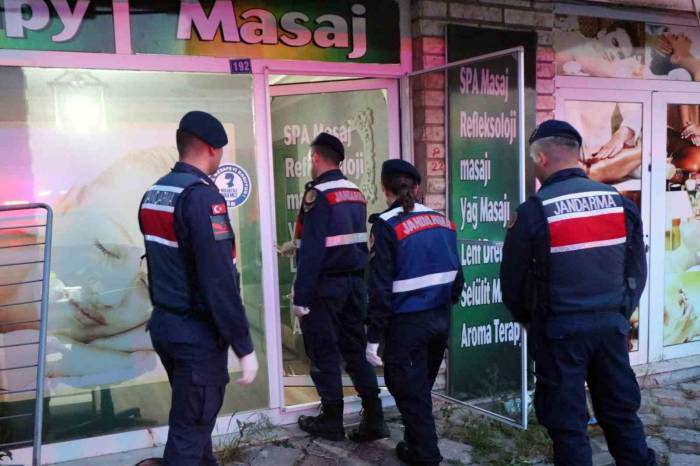 Jandarmadan Muğla Ve Denizli’de Masaj Salonlarına Fuhuş Operasyonu