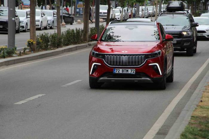 Türkiye’nin Yerli Otomobili Togg Batman’da Yoğun İlgi Gördü
