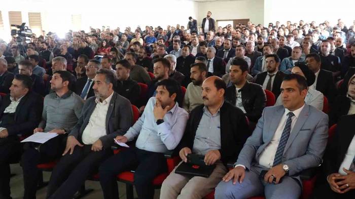 Erciş’te Seçimde Görev Alacaklar İçin Eğitim Toplantısı Yapıldı