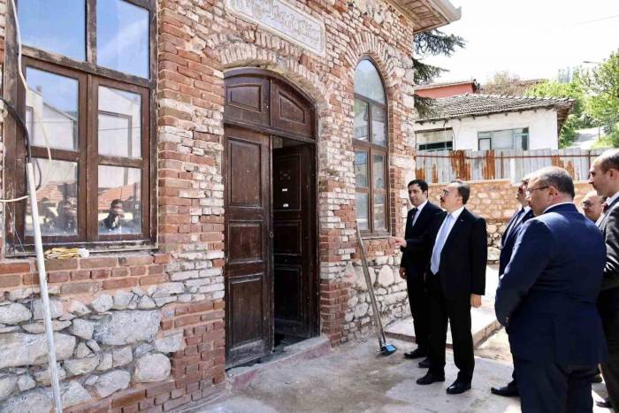 Vali Kızılkaya, Osmanlı’nın İlk Mescidinde İncelemelerde Bulundu