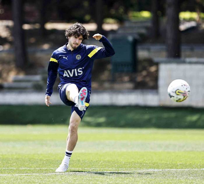 Fenerbahçe, Trabzonspor Maçı Hazırlıklarını Sürdürdü