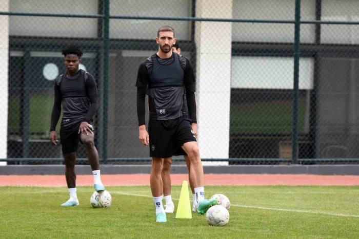 Manisa Fk, Tuzlaspor Hazırlıklarını Sürdürüyor