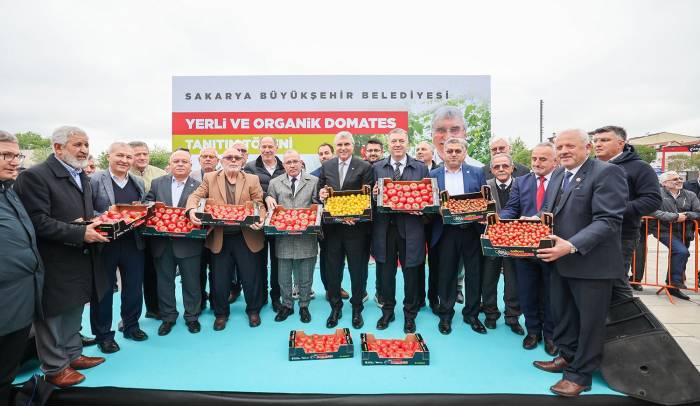 Başkan Yüce: “seracılık Mükemmeliyet Merkezi Türkiye’ye Örnektir”