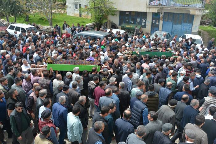Bu Fotoğrafı Çektirdikten Sadece 10 Dakika Sonrası Facia Yaşandı