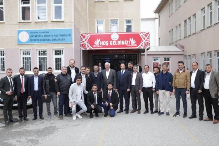 Öz, Oyunu Kullandı