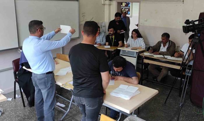 Bakan Bozdağ’ın Oy Kullandığı Sandıktan Erdoğan’a Kılıçdaroğlu’nun İki Katı Oy Çıktı