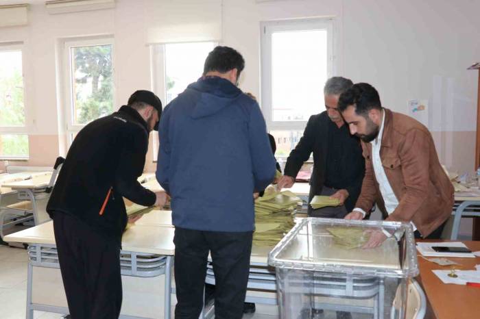 Bolu’da İlk Sandıklar Açılmaya Başlandı