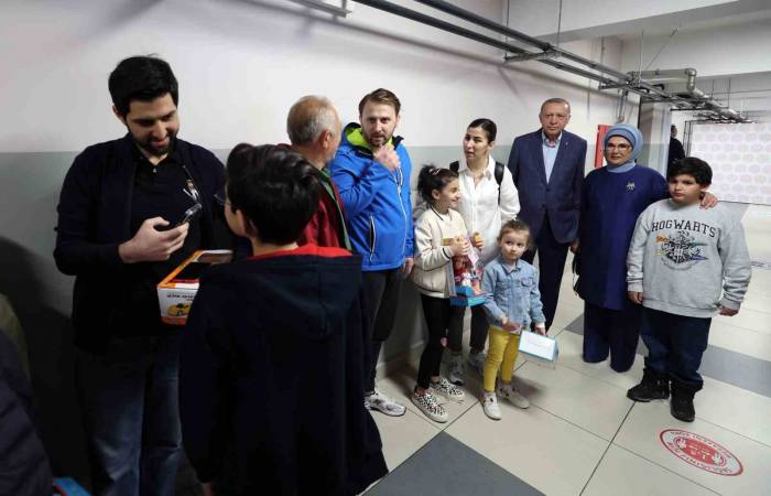 Cumhurbaşkanı Erdoğan Oyunu Üsküdar’da Kullandı