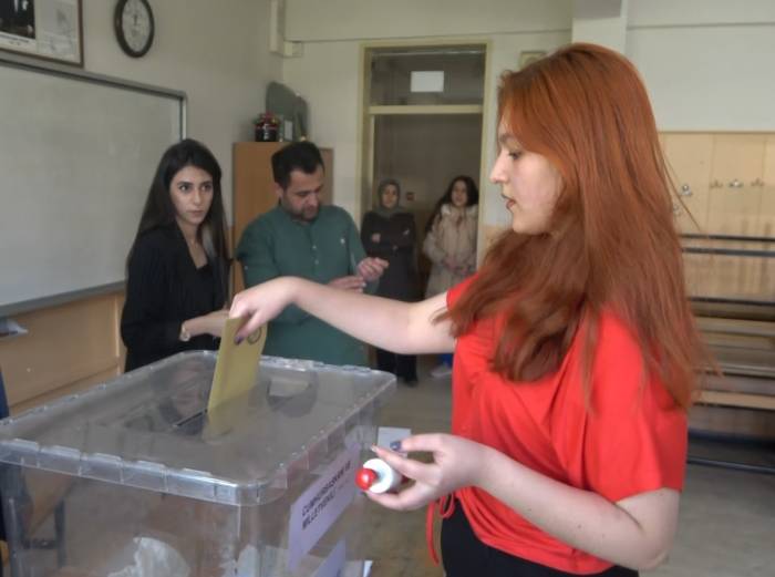 Muş’ta Oy Verme İşlemi Başladı