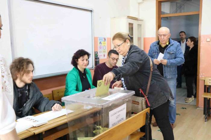 Samsun’da Oy Kullanma İşlemi Başladı