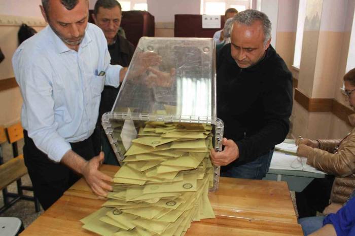 Denizli’de Oyların İlçelere Göre Dağılımı Belli Oldu