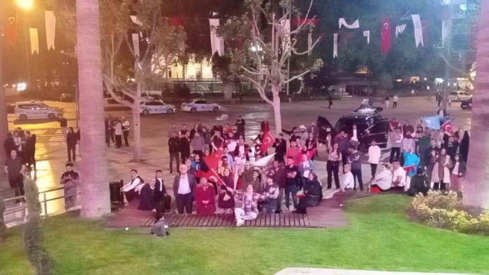 Denizli’de Cumhur İttifakı Seçim Sonucunu Kutladı