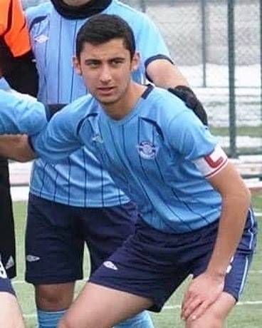 Halı Sahada Kalp Krizi Geçiren Okul Müdürü Hayatını Kaybetti
