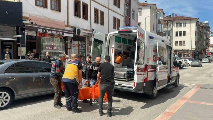 Alacak Verecek Meselesi Yüzünden Husumetli Olduğu Kişiyi Tüfekle Vurdu