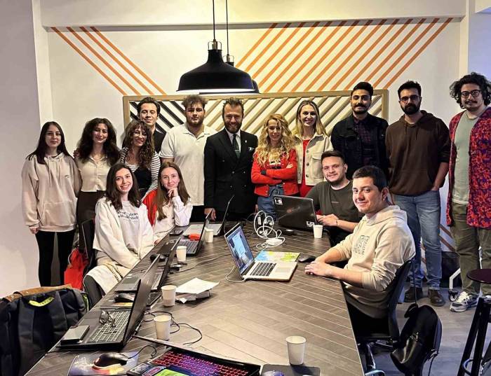 19 Mayıs Temalı Kolaj Atölyesi Düzenlendi