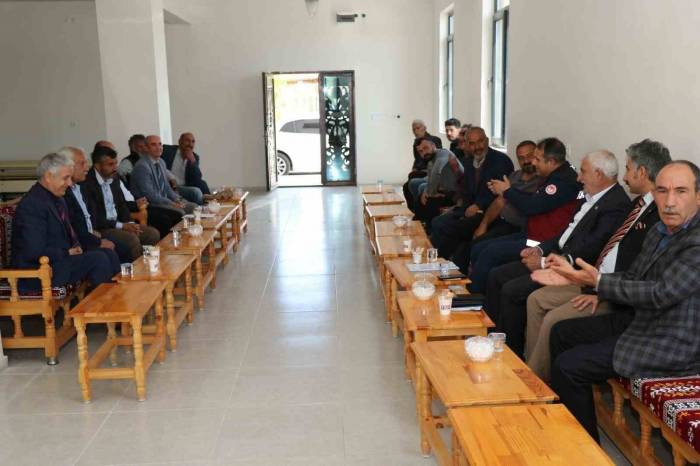 Elazığ’da Çiftçi Bilgilendirme Toplantıları Sürüyor