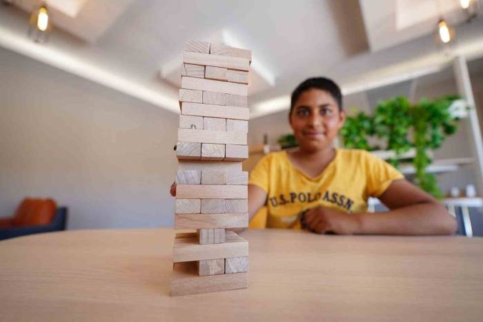 Nurdağı’nda Gençlere Ve Yaşlılar İçin Millet Kıraathanesi