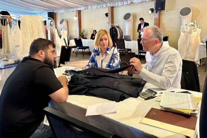 İzmir’den Tel Aviv’e Ticaret Köprüsü